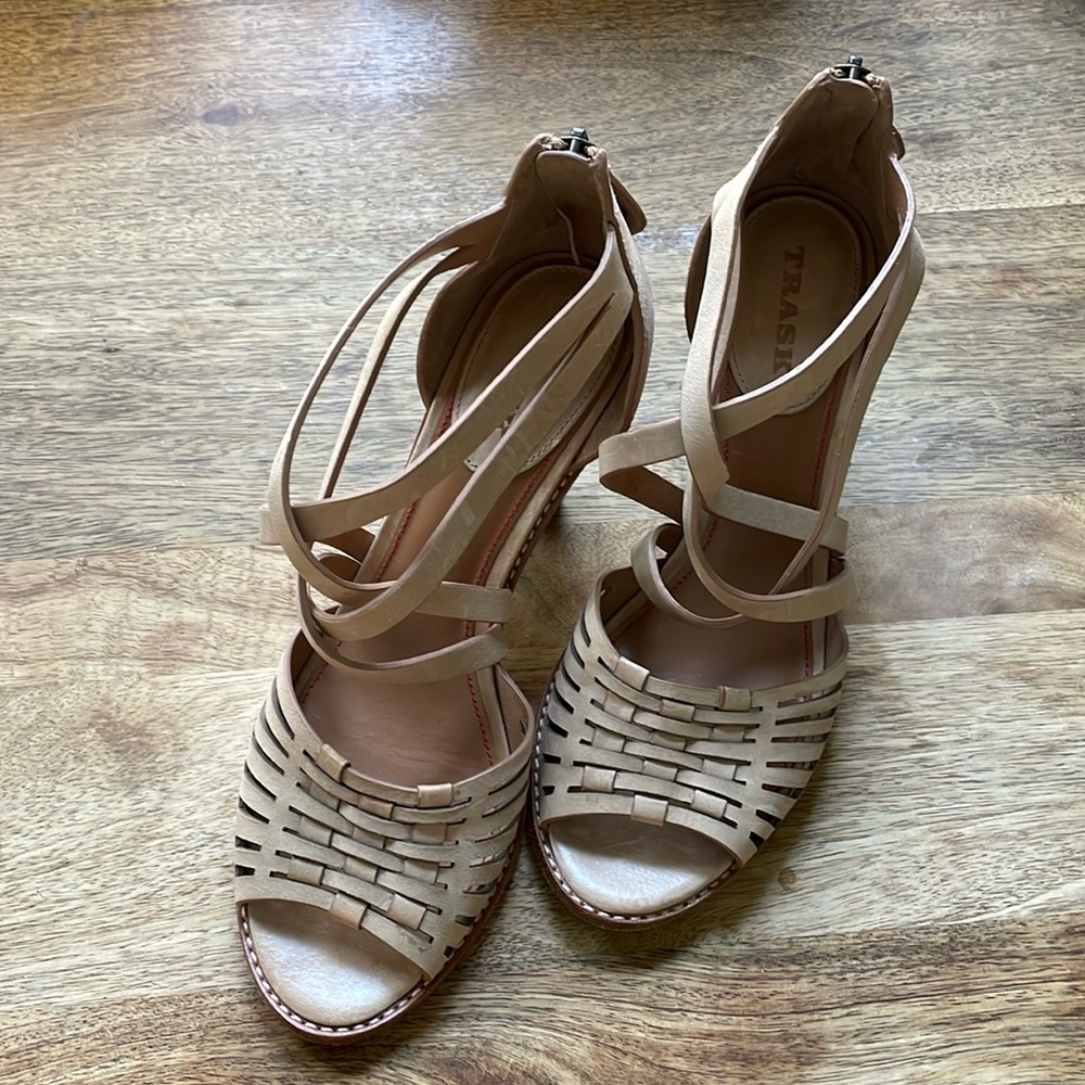 Trask Leather cross heeled sandle
